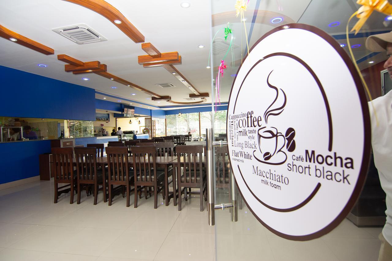 Hotel Dine & Dream Kathmandu Buitenkant foto